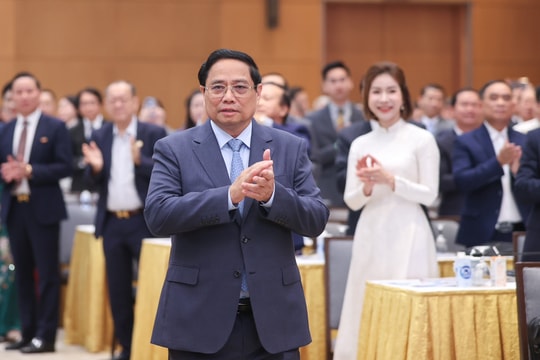 Thủ tướng: Bảo vệ quyền và lợi ích chính đáng của doanh nghiệp