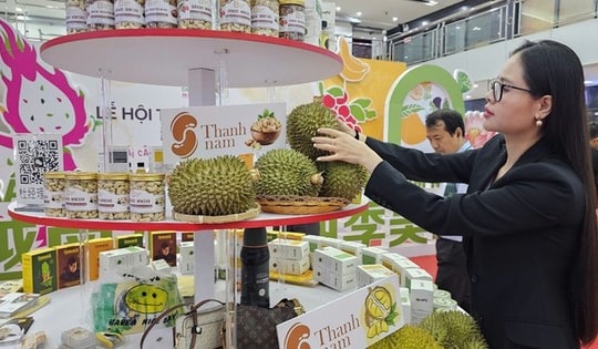 Thần tốc tiến lên đỉnh lịch sử, chỉ 1 tháng bán rau quả ‘ôm’ về gần 1,2 tỷ USD