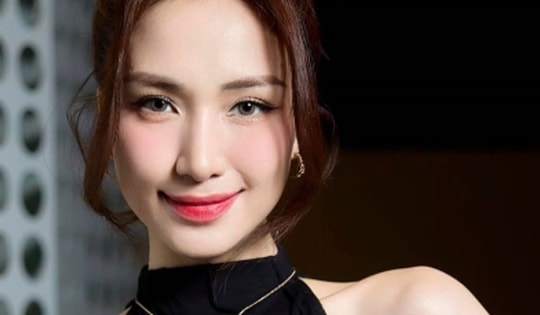 Bị nghi là cô gái được Văn Toàn cầu hôn, Hoà Minzy nói 'không phải tôi'