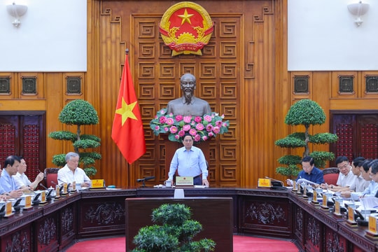 Thường trực Chính phủ cho ý kiến về dự án ĐƯỜNG SẮT TỐC ĐỘ CAO; đường sắt kết nối với Trung Quốc