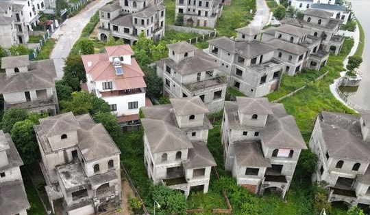 Bức tranh trái chiều của thị trường BĐS: Nơi tăng giá ‘bất chấp’, nơi nguội lạnh