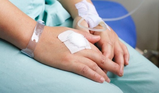 Người phụ nữ 49 tuổi ở Phú Thọ phải cắt tử cung vì hàng chục khối u xơ lớn, nhỏ từ dấu hiệu nhiều phụ nữ Việt mắc phải