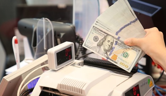 Giá USD ngân hàng có diễn biến bất ngờ
