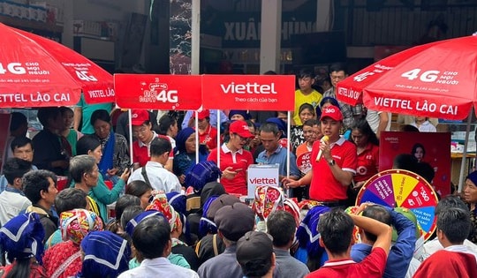 Từ xa xỉ đến phổ thông: Cuộc cách mạng phổ cập smartphone cho mọi tầng lớp người Việt