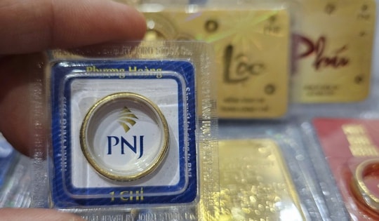 Giá vàng nhẫn lập đỉnh, doanh nghiệp vàng trang sức cần biết điều này