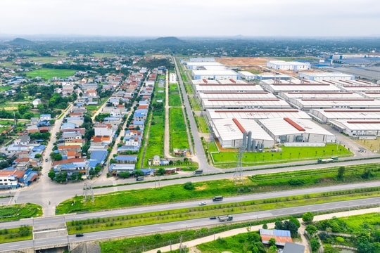 Dòng tiền đầu tư cuối năm đổ về đâu?