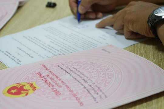 Mức phạt vi phạm không đăng ký biến động đất theo Luật Đất đai 2024