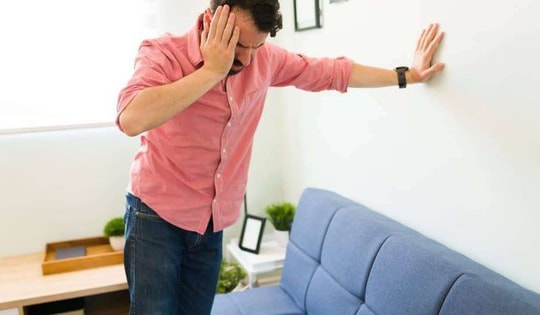 Một số bài tập đơn giản hỗ trợ kiểm soát chóng mặt tại nhà