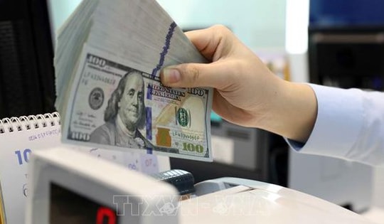 Từ ngày 20/11 sẽ áp dụng quy định mới về lãi suất tối đa với tiền gửi USD