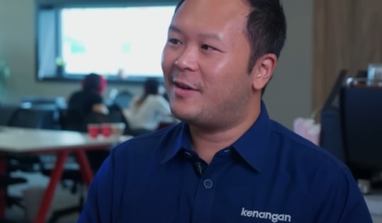 Trung bình cứ 2 giây bán được một ly cà phê, doanh thu hơn 2 ngàn tỷ đồng/năm: Nhờ sáng tạo đồ uống có vị ‘ký ức về người yêu cũ’, ban đầu ngọt ngào, càng uống càng đắng!