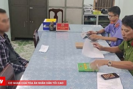 Giả vờ chở khách để cướp tài sản