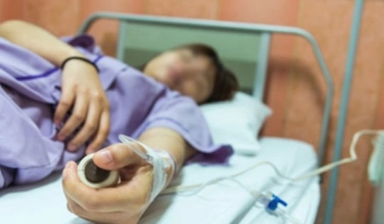 Cô gái 21 tuổi phát hiện ung thư tuyến giáp từ dấu hiệu rất nhiều người bỏ qua