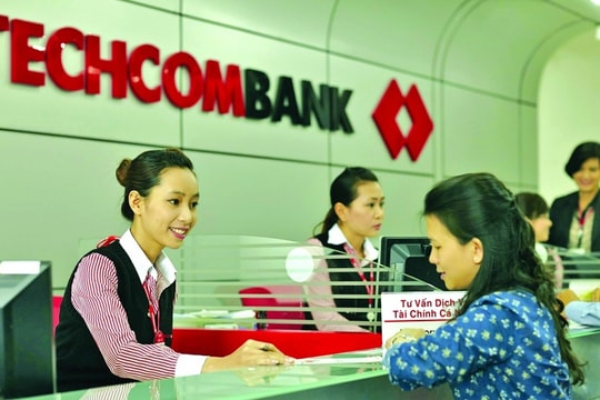 Tiền gửi lập kỷ lục, cơ hội giữ ổn định lãi suất