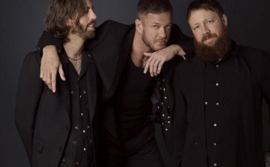 Imagine Dragons – nhóm nhạc sắp trình diễn tại 8WONDER và những kỷ lục làm “rung chuyển” làng nhạc thế giới