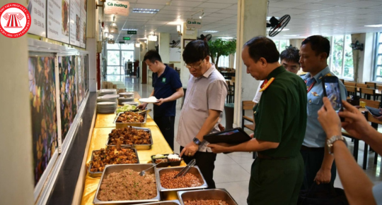 Yêu cầu: Tăng cường chỉ đạo công tác bảo đảm chất lượng bữa ăn trong các cơ sở giáo dục