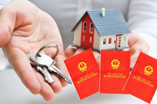 Sang tên sổ đỏ mà không đăng ký biến động đất đai thì ai bị phạt?