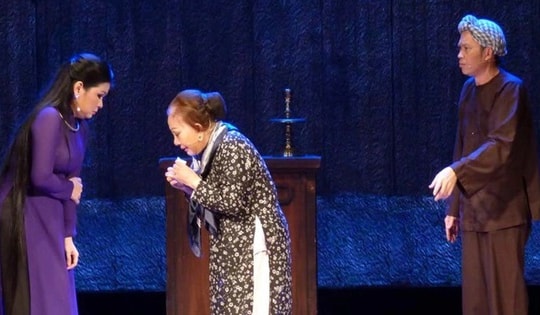 'Nữ hoàng vai ác của cải lương Việt Nam': Cuộc đời thăng trầm, tuổi xế chiều bệnh tật, cô đơn