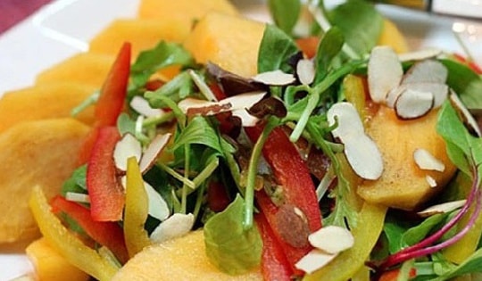 Bất ngờ với những món ngon bổ dưỡng mix với quả hồng giòn, cách làm hồng giòn hết sạch vị chát