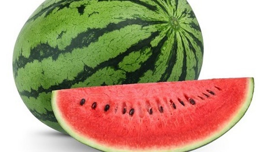 Cách bạn ăn dưa hấu sẽ phơi bày con người thật của bạn