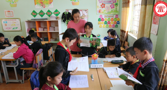 Chính sách đối với giáo viên mầm non dạy lớp tăng cường tiếng Việt cho trẻ em DTTS