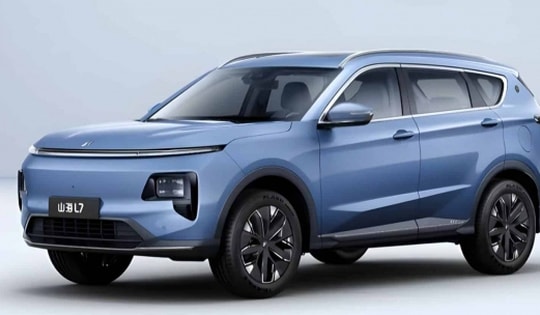 Xe gầm cao giá rẻ chỉ 425 triệu, đẹp sánh ngang Mazda CX-5, tốn ít xăng hơn cả Vision có gì đặc biệt khi ra mắt tại Trung Quốc?