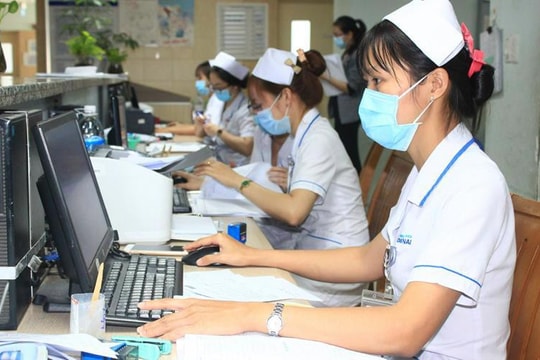 Phải chuyển chức danh nghề trước khi xét thăng hạng