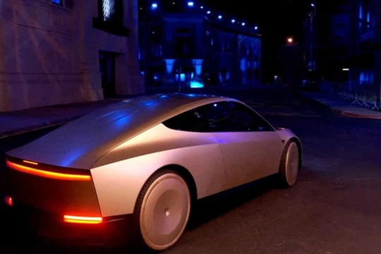 Tỉ phú Elon Musk ra mắt xe tự lái không vô lăng, chân ga, giá 744 triệu đồng