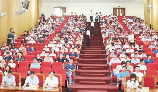 Huyện Quốc Oai đấu giá thành công 54 lô đất sau gần 20 tiếng