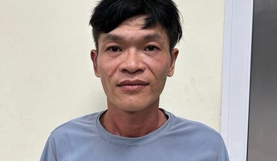 Bắt tạm giam đối tượng dùng chiêu lạ cướp điện thoại