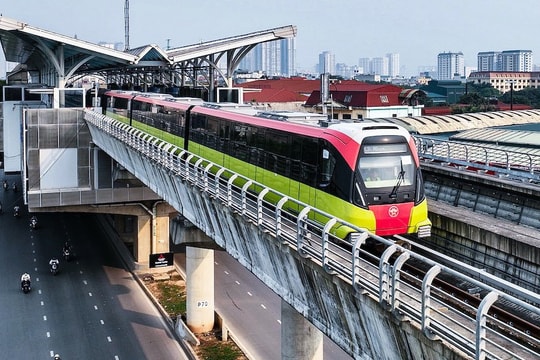 Đề xuất học sinh được giảm giá vé tàu điện trên cao, tàu điện ngầm, phà, miễn phí tham quan danh lam thắng cảnh