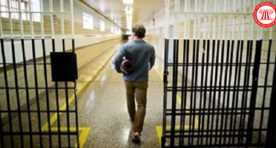 Hướng dẫn thông báo phạm nhân hết hạn chấp hành án phạt tù