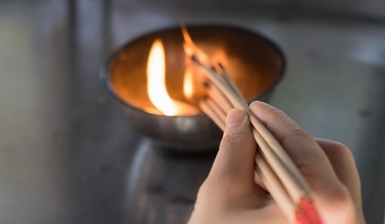 Khung giờ đẹp cúng Rằm tháng 9 âm lịch 2024 và 2 điều cần làm không thể thiếu để đắc tài sai lộc