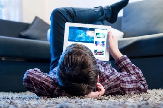 Nghiên cứu, sửa đổi pháp luật về bảo vệ trẻ em trên không gian mạng và xã hội