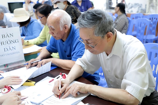 Bảng tra cứu thời điểm nghỉ hưu sớm trong tháng 10, 11, 12 năm 2024