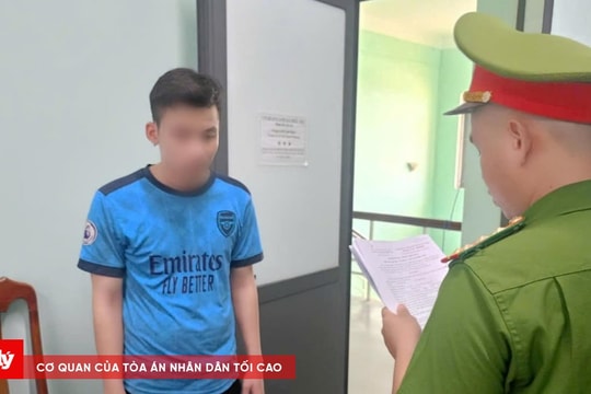 Khởi tố nam thanh niên vì làm nhục bạn gái cũ