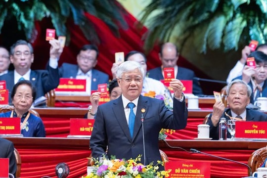 Thông qua Điều lệ Mặt trận Tổ quốc Việt Nam sửa đổi, bổ sung