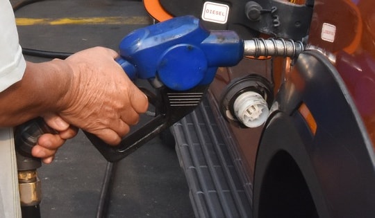 Bộ Công Thương lập đoàn kiểm tra 2 doanh nghiệp xăng dầu ở TP HCM