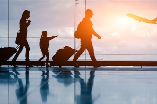 Hồ sơ đề nghị đi nước ngoài về việc riêng/việc công của cán bộ công chức viên chức TPHCM