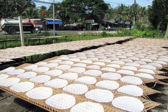 Công nhận nghề truyền thống sản xuất bánh tráng tại xã Phú Hòa Đông, huyện Củ Chi, TPHCM