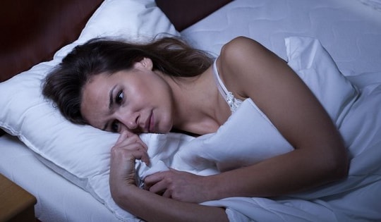 Mất ngủ ở tuổi mãn kinh, tiền mãn kinh, chị em U40 cần biết điều này để có giấc ngủ ngon hơn và sâu hơn