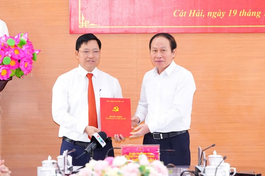 Ban Thường vụ Thành ủy điều động, chỉ định Giám đốc Sở TNMT giữ chức Bí thư Huyện ủy