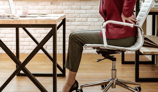 Thoát vị đĩa đệm do những thói quen bạn ít ngờ đến