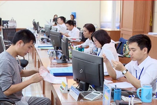 Đề nghị xét tặng Bằng khen của Thủ tướng cần nộp giấy tờ gì?