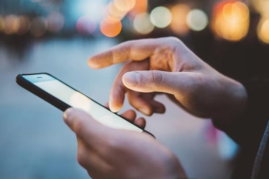 Sở GD&ĐT Hà Nội yêu cầu thực hiện nghiêm việc sử dụng điện thoại di động của học sinh