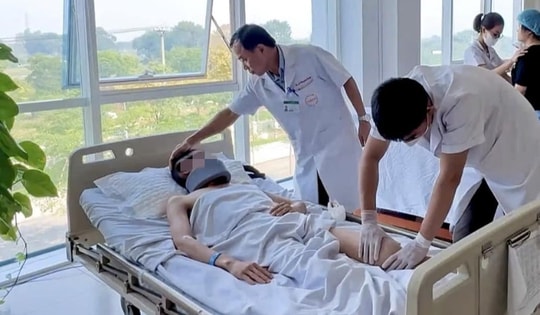 Nam thanh niên bị lũ cuốn trôi và vùi lấp ở Cao Bằng được cứu sống ngoạn mục như thế nào?