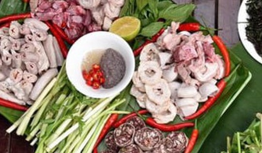 Những quán lòng lợn ngon không thể bỏ lỡ quận Đống Đa