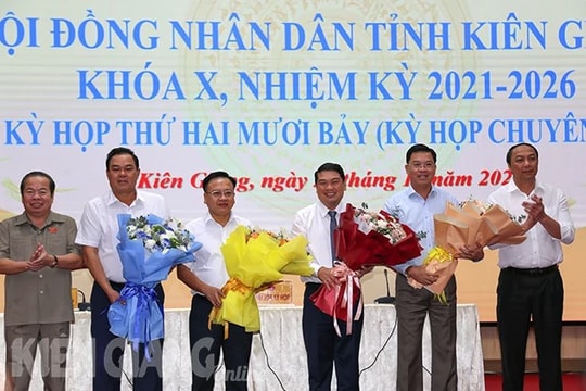 Phân công nhân sự Bí thư Thành ủy, Bí thư Huyện ủy; bầu tân Phó Chủ tịch UBND tỉnh
