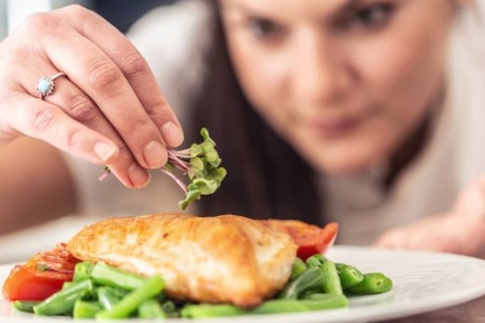 Điều gì xảy ra nếu ăn thịt gà mỗi ngày?