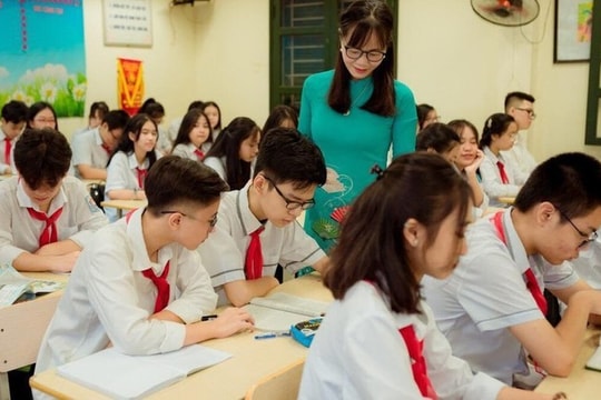 Thời gian giảng dạy hợp đồng có tính để xét thăng hạng?