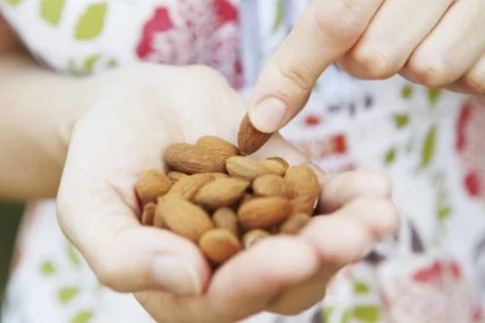 10 thay đổi dễ thấy nhờ ăn một nắm hạnh nhân trong một tuần